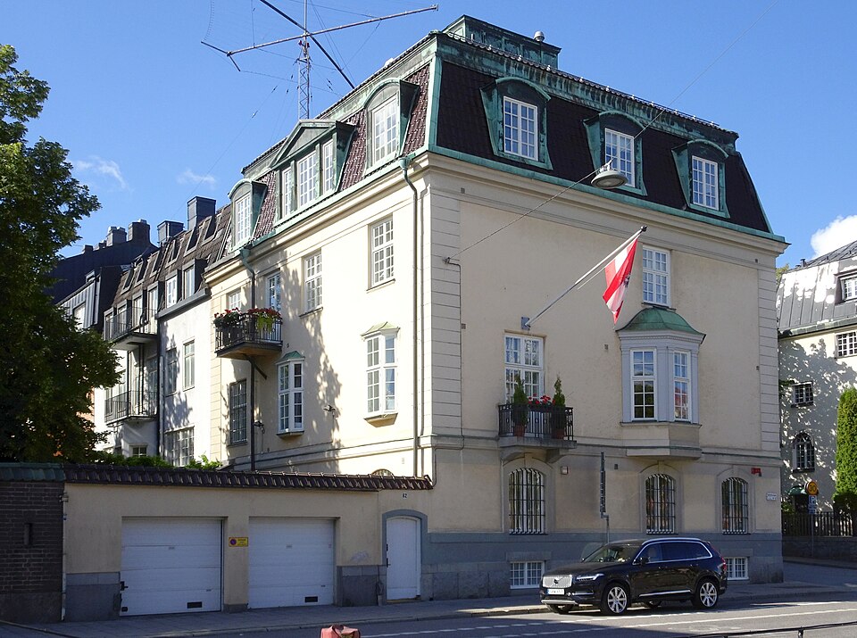 Trädlärkan 5, Tyrgatan 10. 1910 - 1912 Nybyggnad Upphovsman Alfred Johansson (Byggherre) Alfred Johansson (Byggmästare) Victor Bodin (Arkitekt)