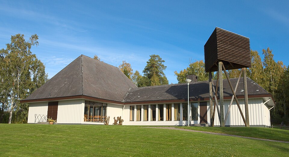 This is a photo of an ecclesiastical monument in Sweden, number 21300000010663 in the RAÄ buildings database.