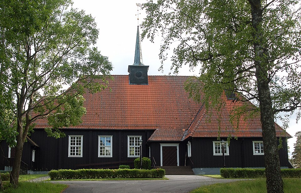 Picture of Gårdsjö kyrka in 2010.