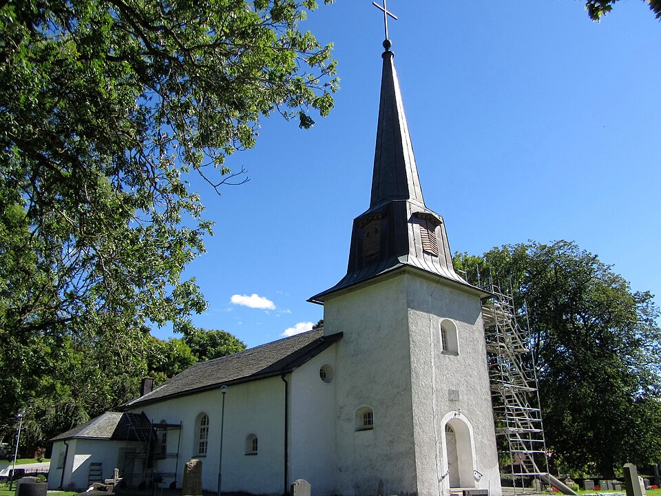 Järbo kyrka och kyrkogård i Dalsland.