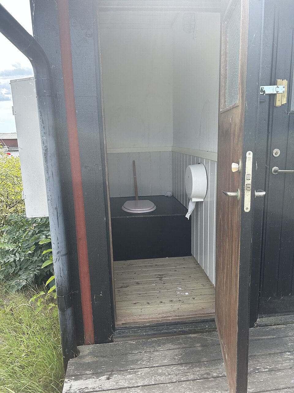 Toalett Löka Möja