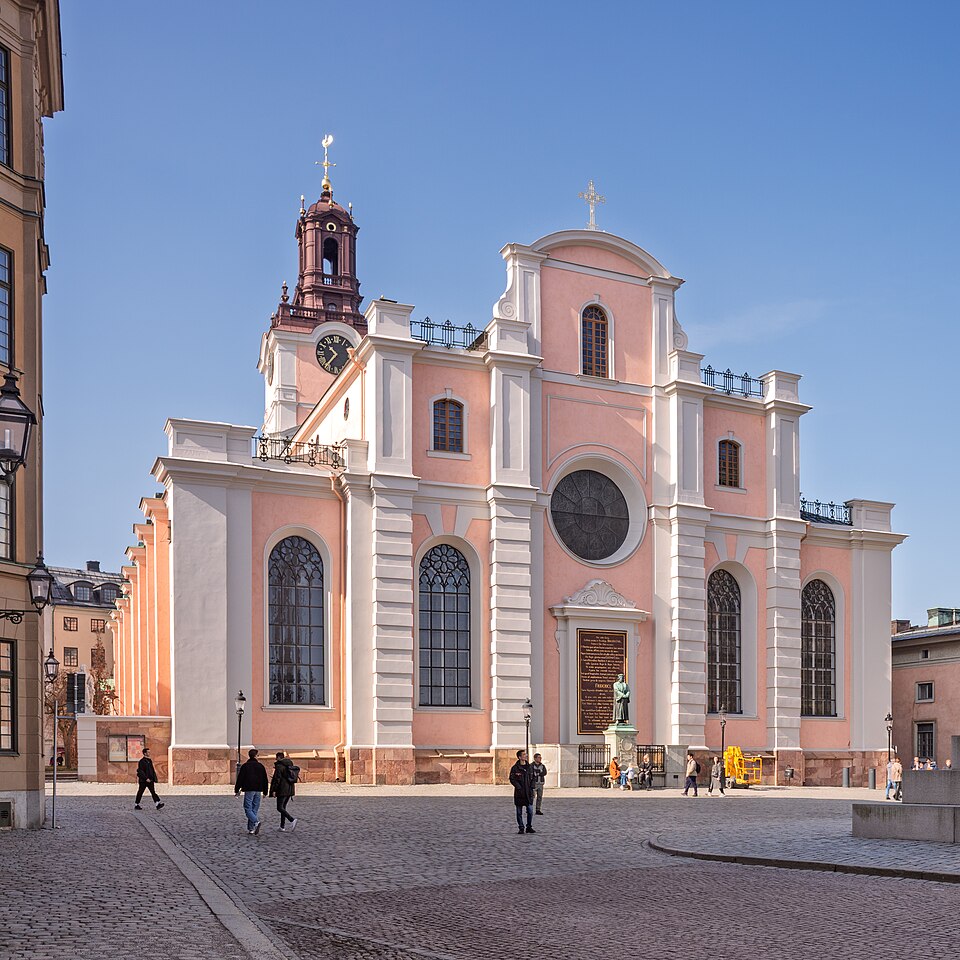 Storkyrkan {The Great Church), also called Stockholms domkyrka (Stockholm Cathedral) and Sankt Nikolai kyrka (Church of Saint Nicholas), is the one of the oldest churches in Stockholm. Storkyrkan lies