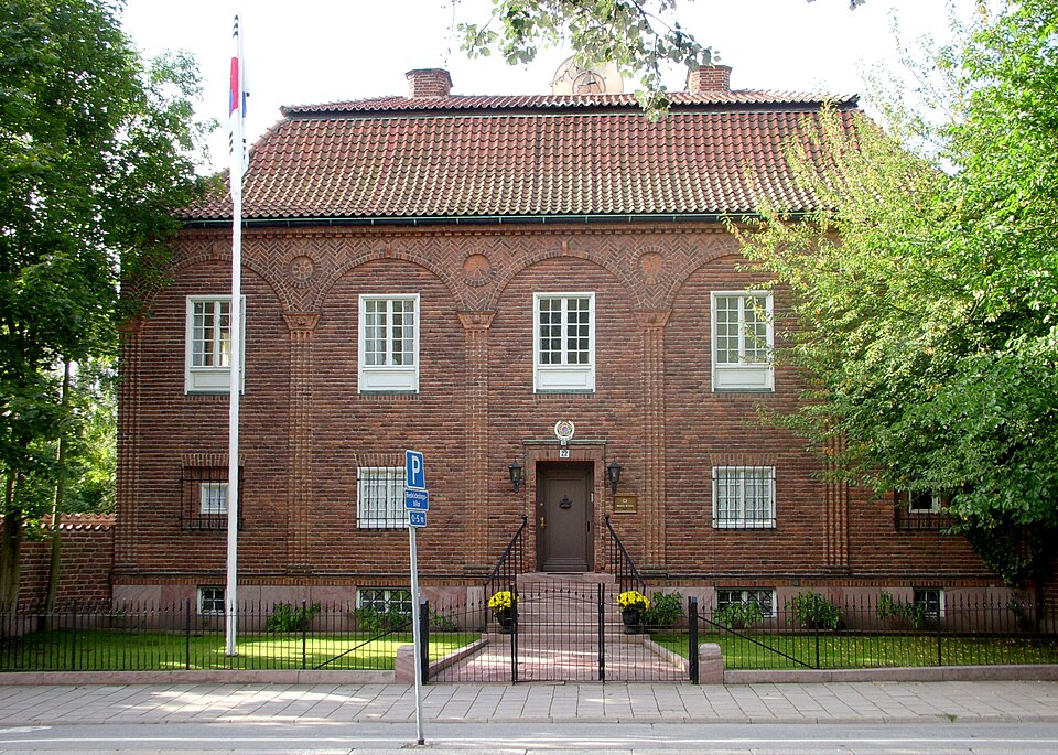 Diplomatstaden i Stockholm, villa, kv. Ambassadören nr 8, ritad av Cyrillus Johansson