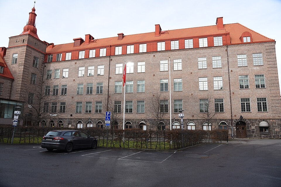 Odinsskolan vid Odinsgatan 17 i stadsdelen Stampen i Göteborg. Uppförd 1917/1918 efter ritningar av Gustav Adolf Falk.