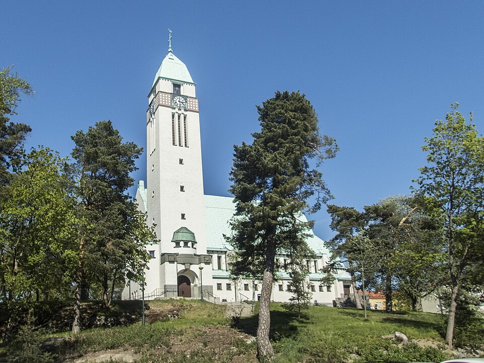 Sundbybergs kyrka, uppfördes efter ritningar av arkitekt Axel Sjögren och invigdes 1911 This is a photo of an ecclesiastical monument in Sweden, number 21300000005453 (sub-number: 21400000549133) in t