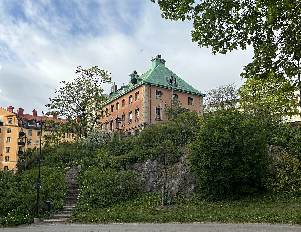 Schneidlerska villan, Eriksbergsgatan 27, Nybyggnadsår 1922 - 1925, A. Holmgren (Byggmästare) John Bagger (Arkitekt) Timmermansorden (Byggherre) This is a photo of a protected building in Sweden, numb