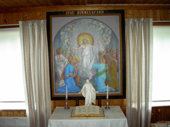 Grängsbo Lillkyrka Foto sv:Användare:Staffe21. Ur mailkonversation: Hej "Habj", ja märk den som GFDL. Jag har ingeting emot det om bilden sprids vidare eller kopieras.