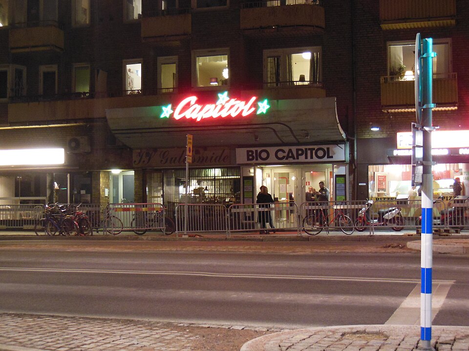 Ingången till biografen Capitol i Göteborg, 1 mars 2013.