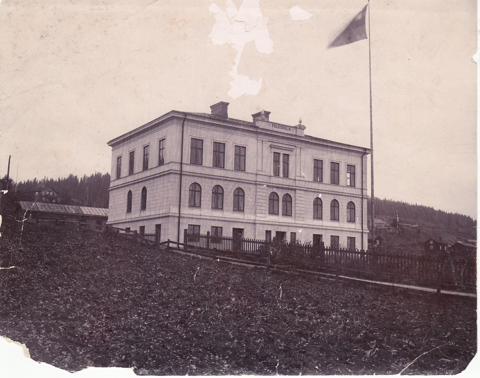 Bollstabruks gamle folkskola circa 1900