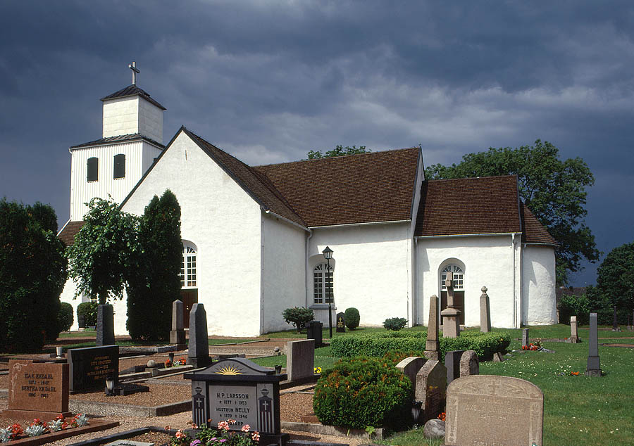 Tönnersjö kyrka i södra Halland. Foto: ÅkeJohansson
