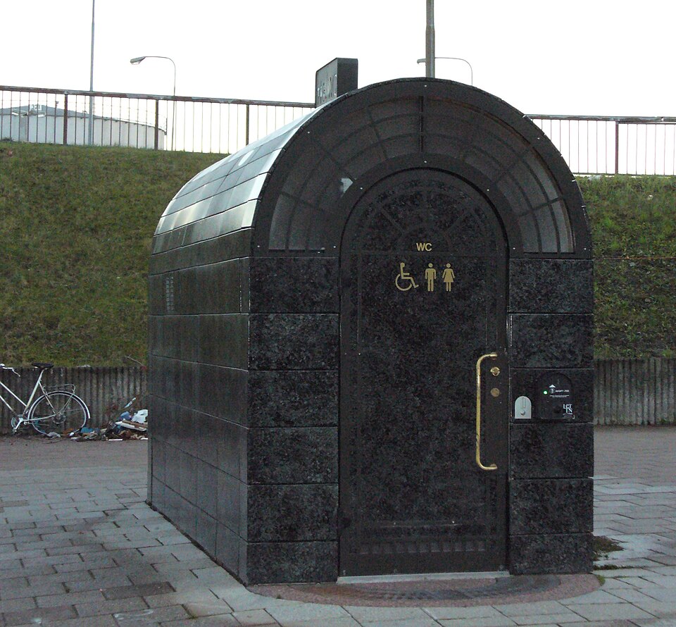 Public toilet at Ropsten, Stockholm