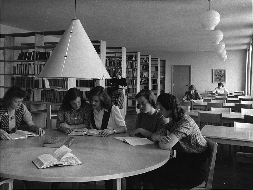 Södra flickläroverket ( Skanstull / F Schartaus gymn.) Interiör Plats: Södermanland, Stockholm, Stockholm, Södermalm, Bohusgatan 24-26 (Sverige (SE)) Motiv-klassifikation : Gymnasieskolor <10.3> (se d