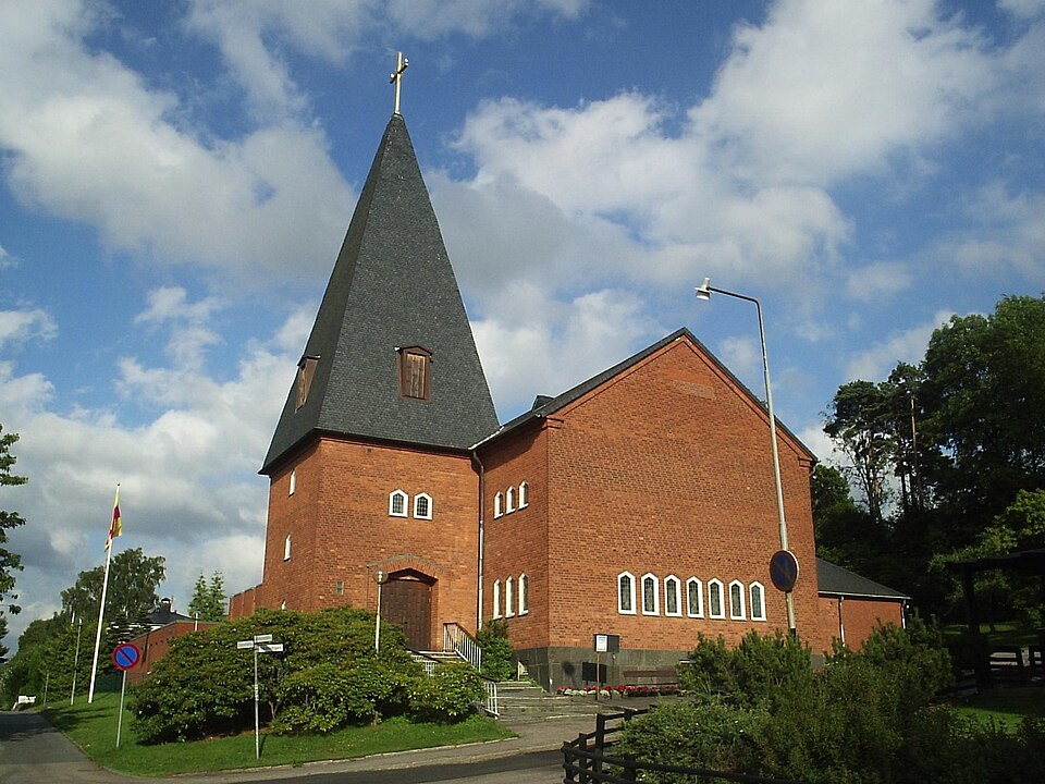 This is a photo of a protected building in Sweden, number 21300000010762 in the RAÄ buildings database.