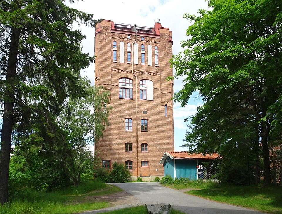 Råsunda Vattentorn invigd 1910, arkitekt Sigge Cronstedt