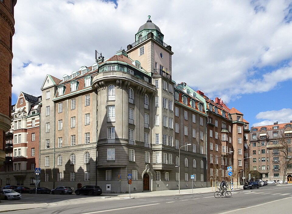 Strandvägen 59. Byggnadsår 1913-15, arkitekter Höög & Morssing, byggherre och byggmästare NP Althin