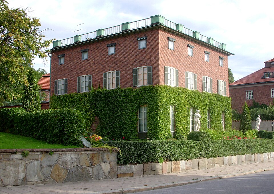 Diplomatstaden i Stockholm, Kv. Ambassadören nr. 3, "Villa Bonnier"