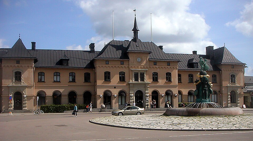 Uppsala, central train station.