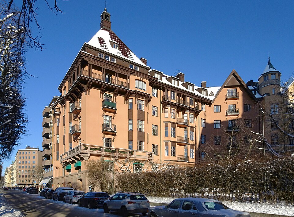 Stallmästaren 4, Narvavägen 8, byggår 1903 - 1906 Carl Gustaf Ohlsson (Byggmästare) Carl Gustaf Ohlsson (Byggherre) Hagström & Ekman (Arkitekt)