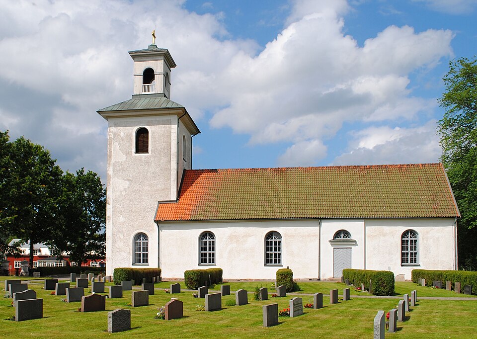 Ramkvilla Church.The Church is considered to have dating from the 14th century. The years 1707-1708 the Church nave was extended to the East, then a new straight out of korparti were built. A new sacr
