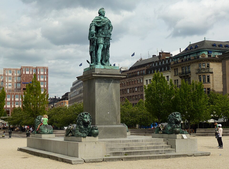 Karl XIII:s staty
