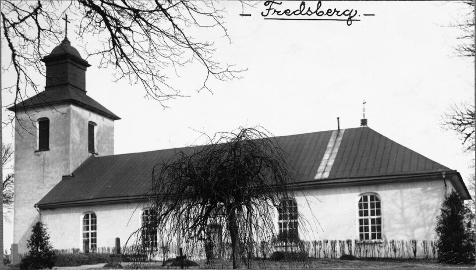Notera Av dokumentationsskäl har originalbeskrivningen från Riksantikvarieämbetet behållits. Tillrättalägganden och alternativa beskrivningar bör införas separat från nedanstående information.Felaktig