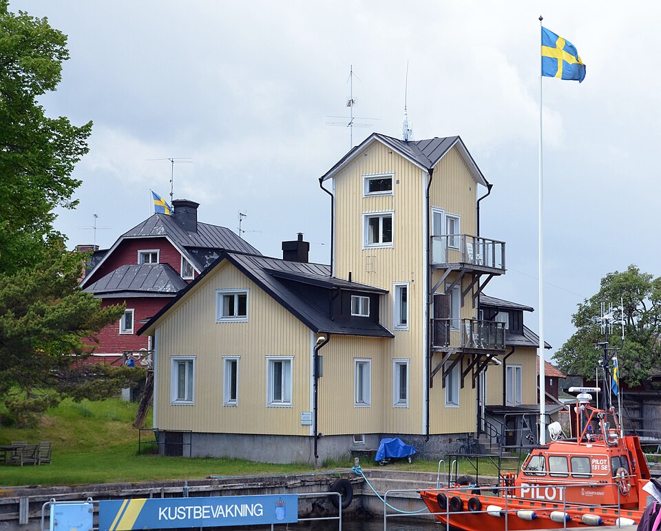 Lighthouse and pilot station at Sandhamn. The top window is for the lantern.