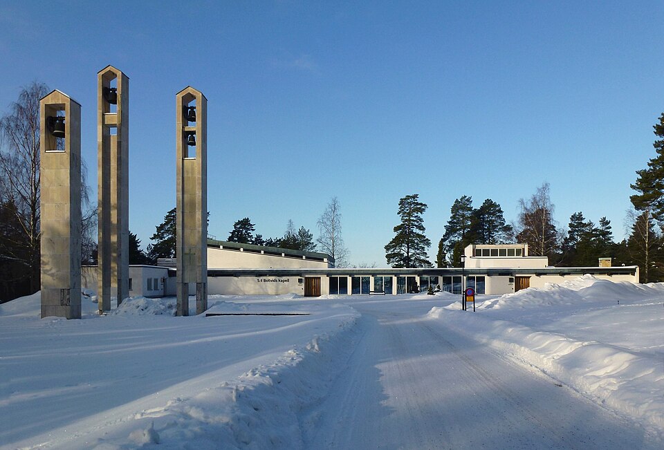 Sankt Botvids begravningsplats , kapell och krematorium, arkitekt Sture Frölén 1961
