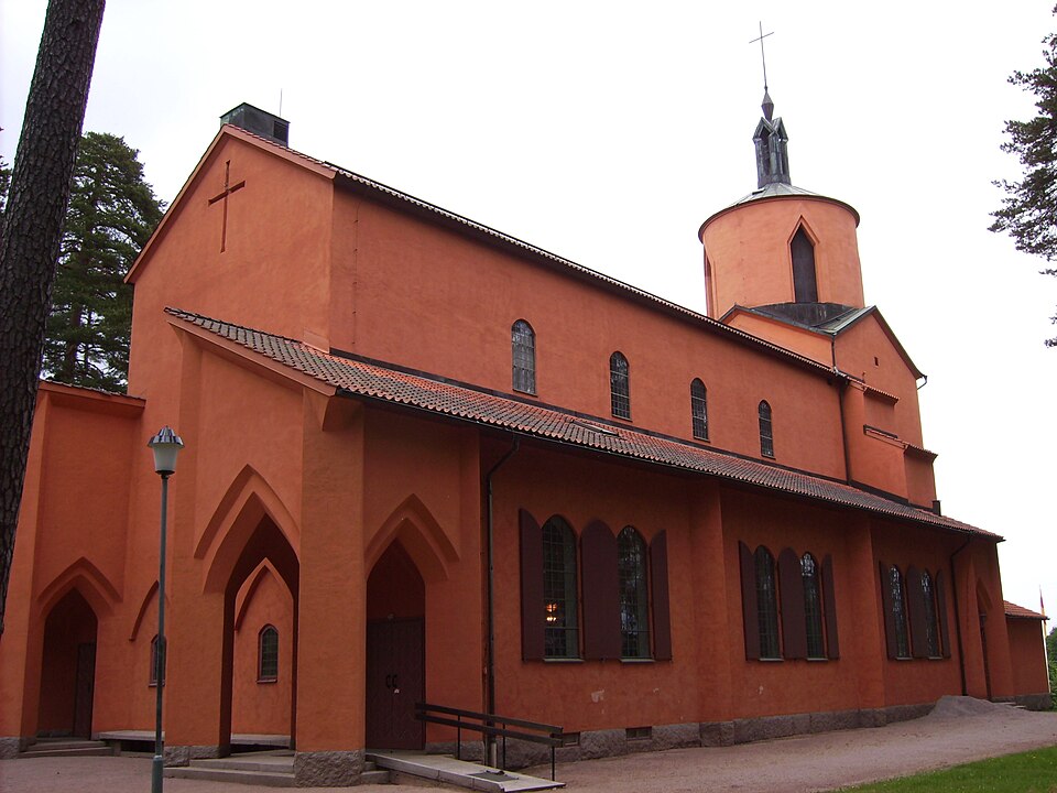 Exterior - Tranås kyrka, Småland. The town Tranås (1919) built a new church 1930, the architect got inspiration from the early Christian basilicas, before that the town people used the church in Säby,