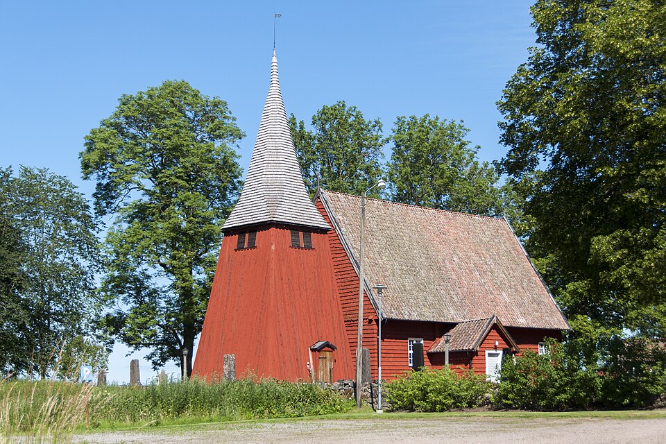 Bredsäters kyrka This is a photo of an ecclesiastical monument in Sweden, number 21300000002787 in the RAÄ buildings database.