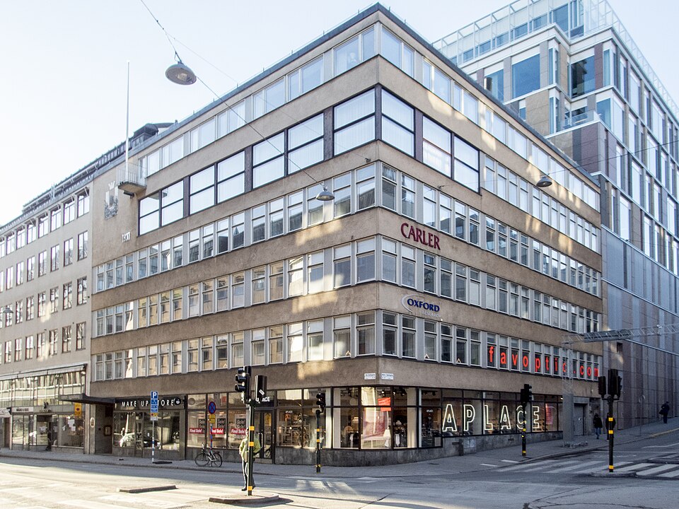 Stockholms Byggnadsförenings hus, Mäster Samuelsgatan 13, Norrlandsgatan 11, Nybyggnadsår 1936 - 1937, AB Stockholms Byggnadsförening (Byggherre) Carl Zetterberg (Byggmästare) Sven Markelius (Arkitekt