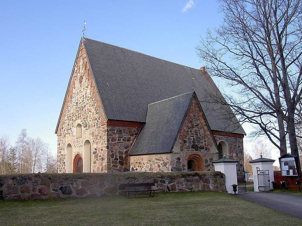 Torsångs kyrka This is a photo of an ecclesiastical monument in Sweden, number 21300000003803 (sub-number: 21400000442307) in the RAÄ buildings database.