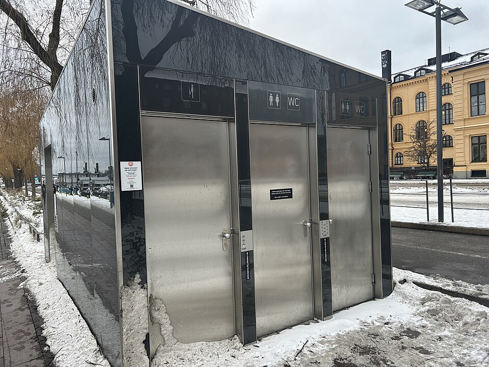 Stockholms stads offentlig toalett Ragnar Österbergsplan 2026 jan