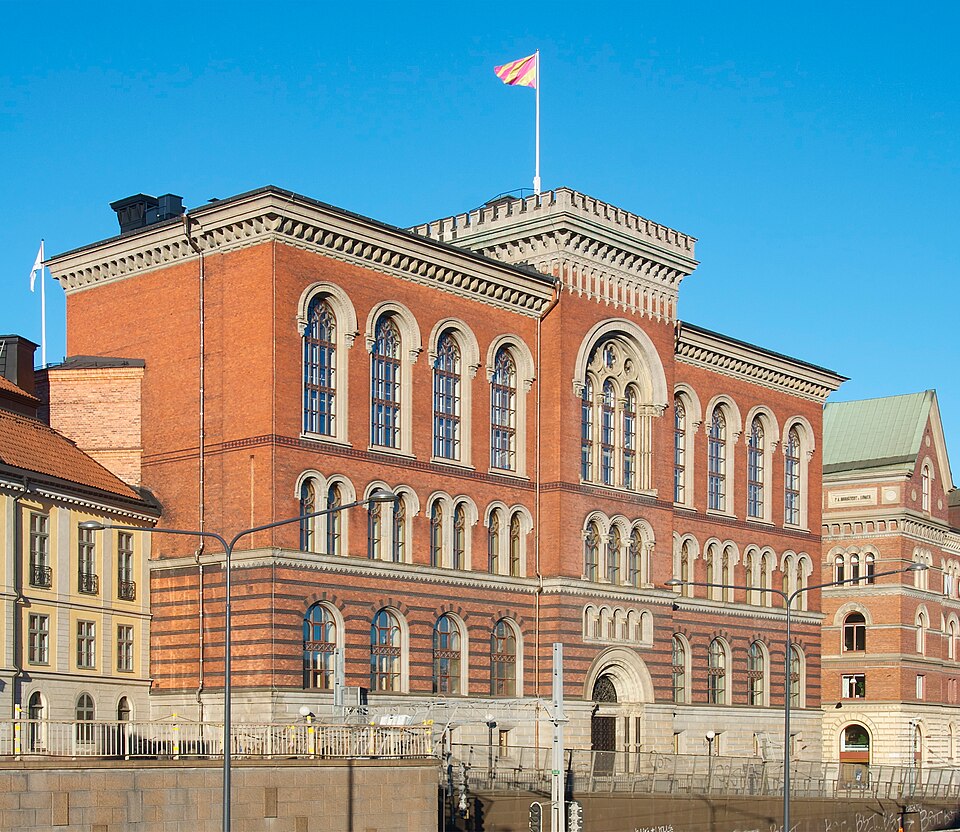 Gamla riksarkivet (the old National Archives building).