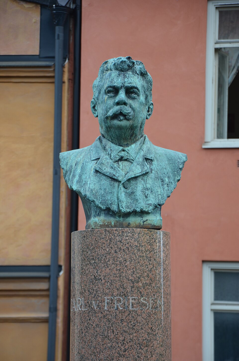 Byst över Carl von Friesen