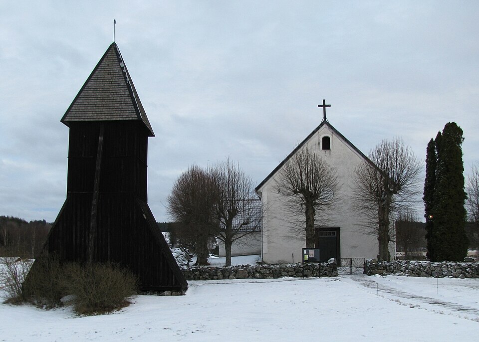 Vada kyrka i Vallentuna kommun. Källa: eget foto, fotograf EnDumEn 11 februari 2009 This is a photo of an ecclesiastical monument in Sweden, number 21300000004874 (sub-number: 21400000444849) in the R