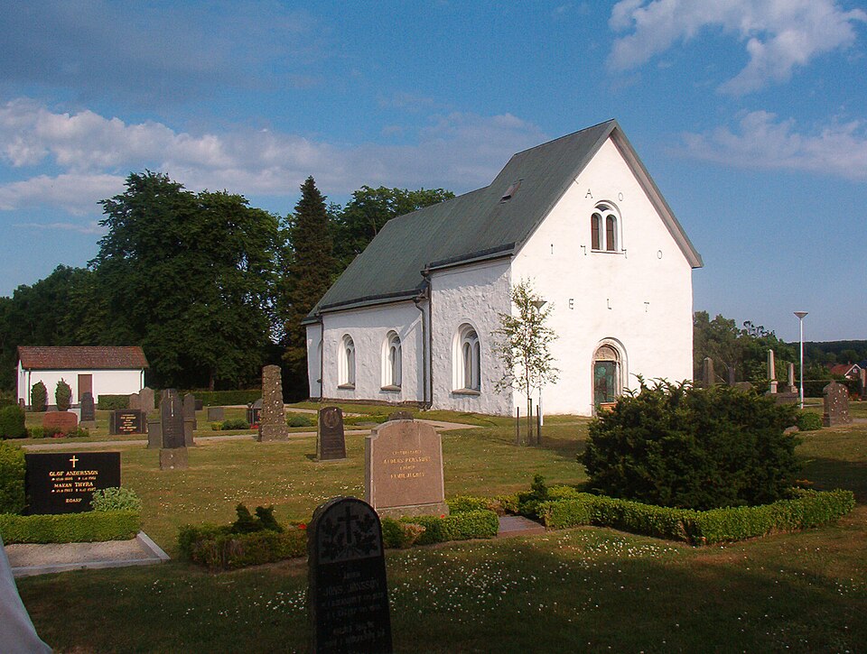 Church in Sweden, in Skåne, in the municipality of sv:Kristianstad. This tower-less church was built in the midth 12 century. Inside it are paintings by Anders Johansson from 1498.