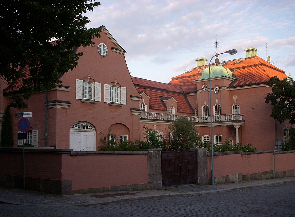 "Tillbergska villan" i Diplomatstaden i Stockholm