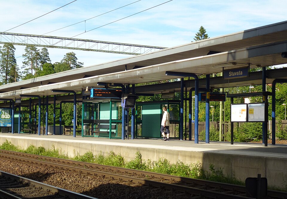 Stuvsta pendeltågstation