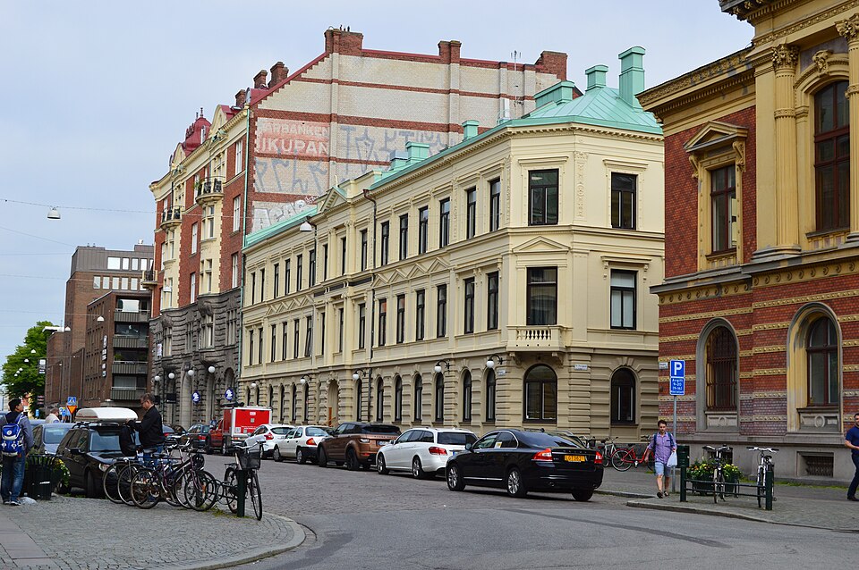 Östergatan 30 i Malmö. Byggnadsår 1881. Byggherre: Försäkringsbolaget i Malmö. Arkitekt John Smedberg