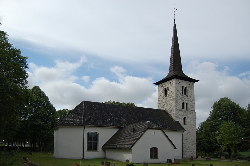 Hovsta kyrka från norrsida. Axbergs församling, Örebro.