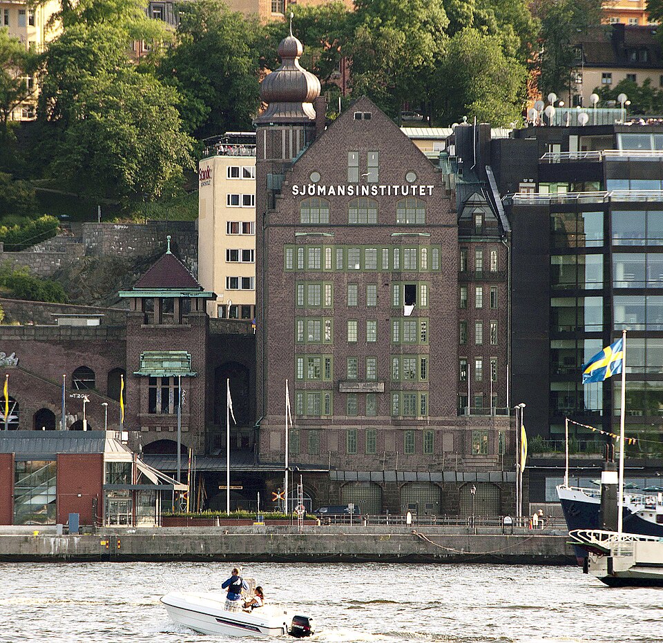 Sjömansinstitutet sett från Skeppsholmen