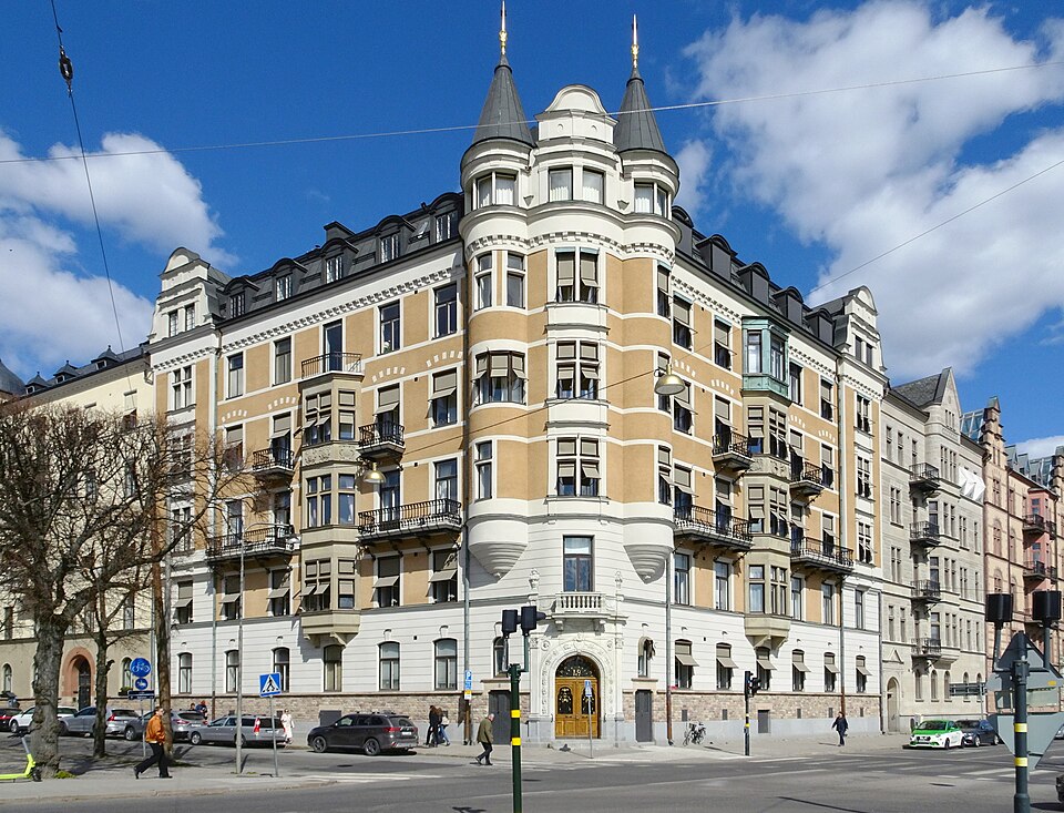 Strandvägen 49, År 1894 - 1895 byggår Isaac Hirsch (Byggherre), Oscar Herrström (Byggmästare), Samuel Kjellberg (Arkitekt)