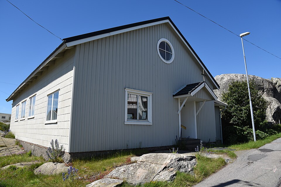 Knippla kapell, Runnekullsvägen på Källö-Knippla.