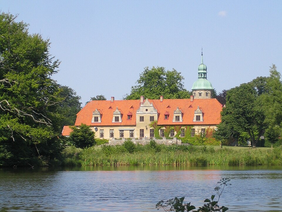 Toppeladugårds slott. Bilden tagen av mig själv 20 augusti 2005.