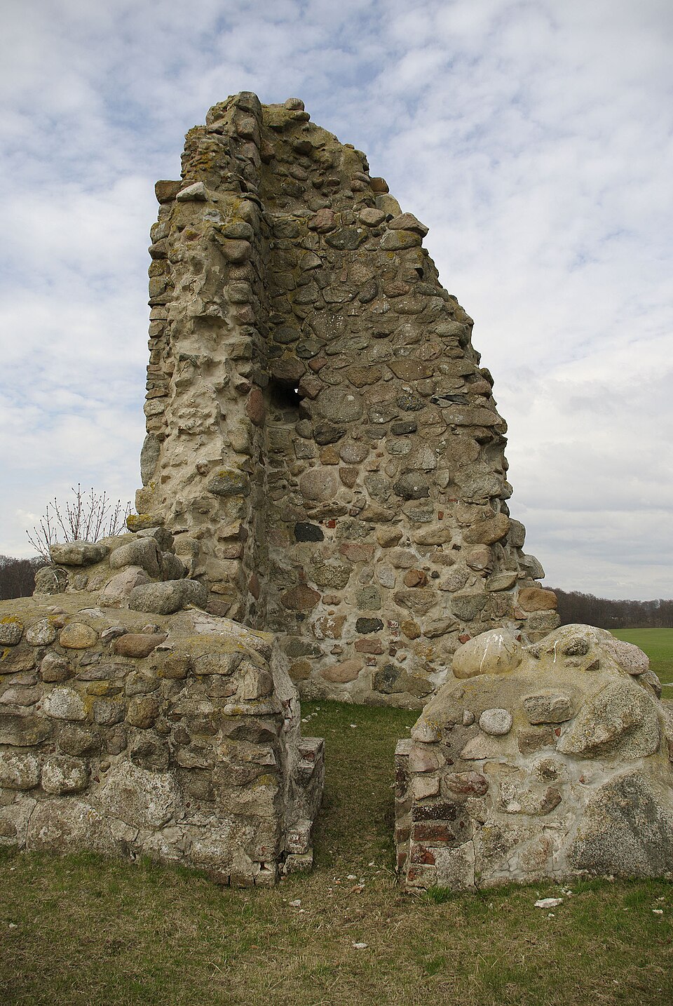 The ruin of the church of Lemmeströ in Scania, Sweden.