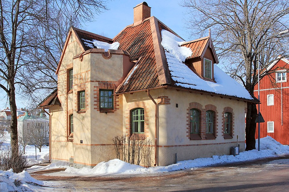 "Wahlmanska huset", former bath house in Hedemora, Sweden. Architect: Lars Israel Wahlman. Now an art gallery.