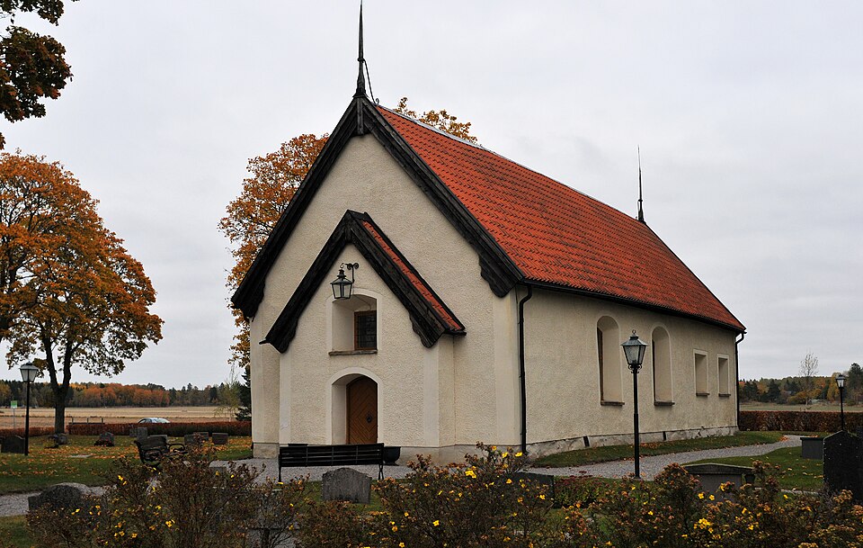 Råby-Rekarne kyrka är en kyrkobyggnad i Hällby församling i Eskilstuna kommun. Kyrkan uppfördes på 1100-talet och är en av Sörmlands äldsta och minsta kyrkor.