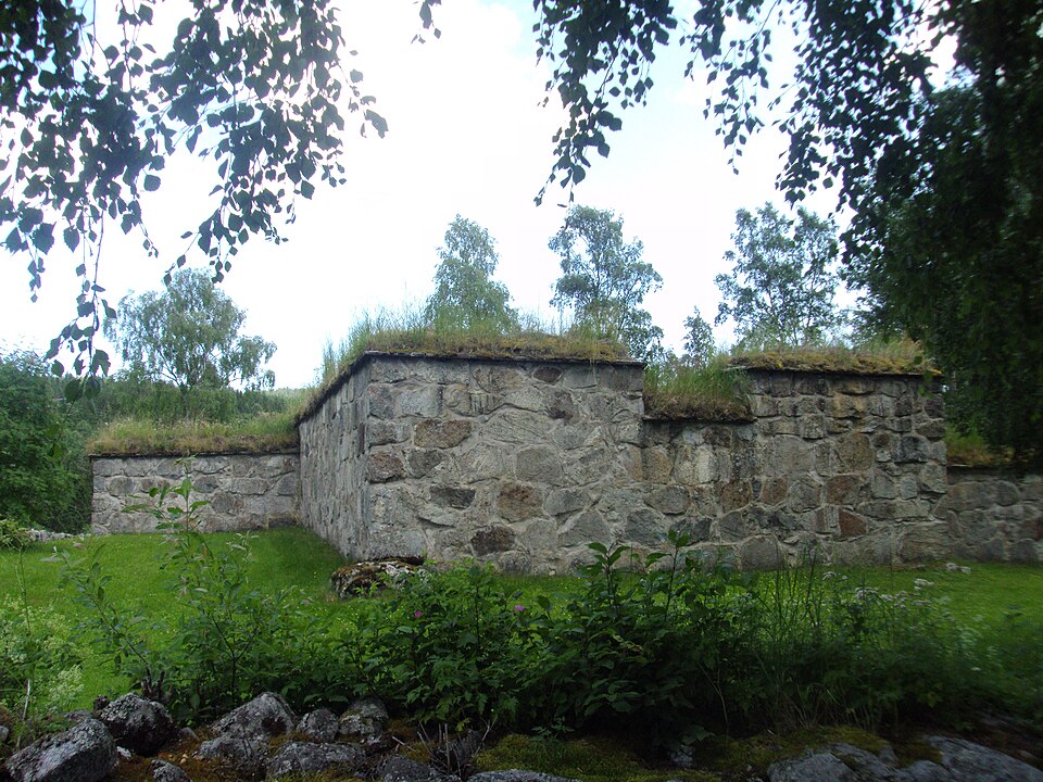 Bjärtrå gamla kyrka i Nässom
