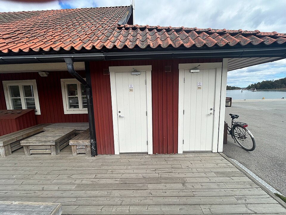 Utö hamnboden toaletter