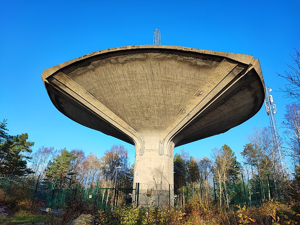 Bergsjön water tower (water tower in Göteborg, Sweden)